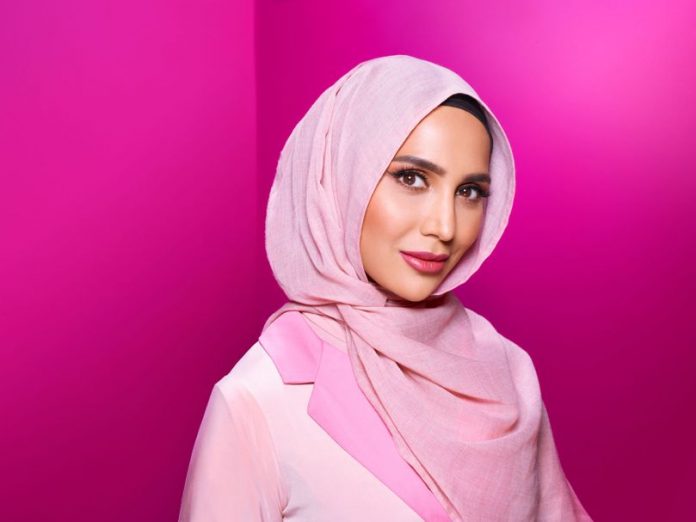 AMENA KHAN BECOMES FIST HIJAB WEARING MODEL TO STAR IN A L’OREAL HAIR CAMPAIGN