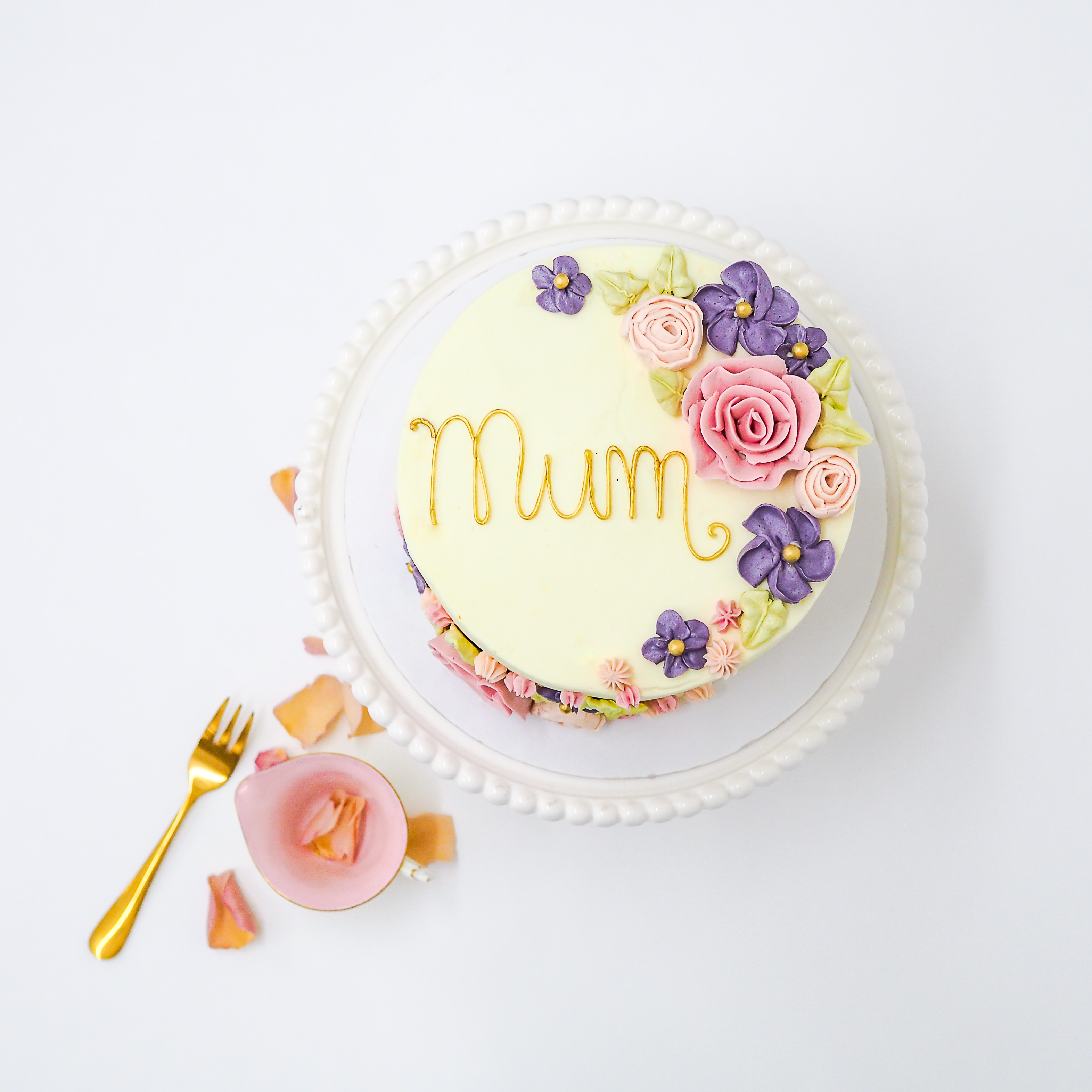 Mother’s Day Floral Cake 