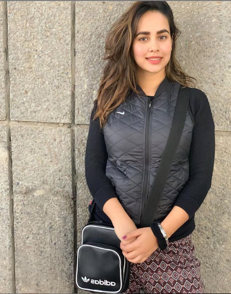 SUNANDA SHARMA IS SENDING HER FANS ON A GUESSING GAME